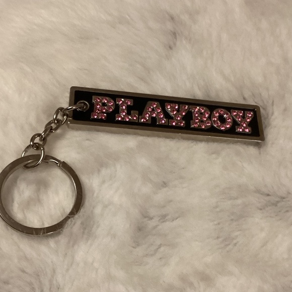 Playboy Keychain with pink stones - silver tone - Picture 5 of 5